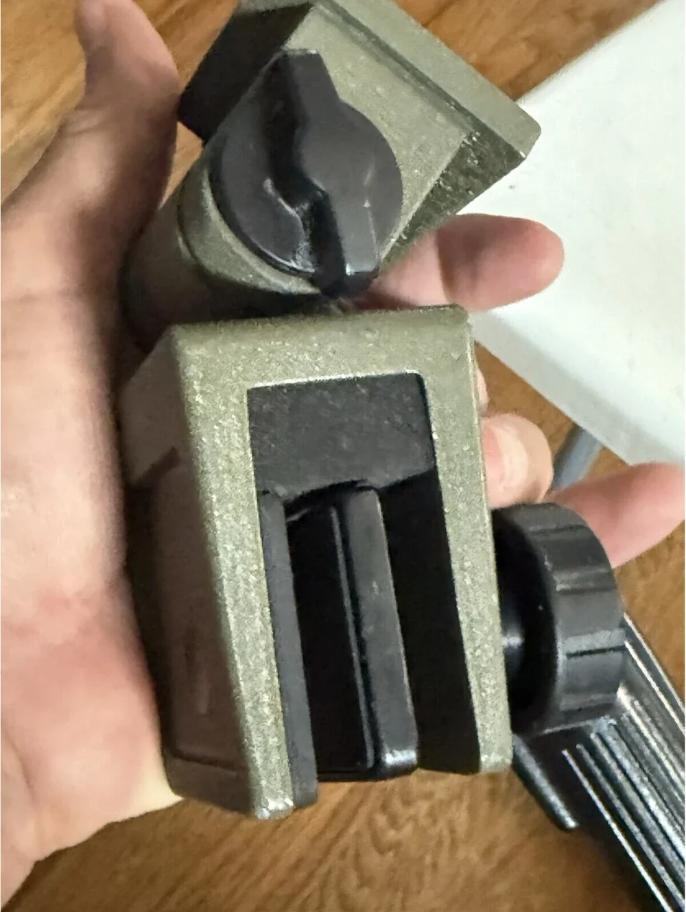 Vintage Bushnell Tabletop Clamp Camera Vice Mount Good Condition